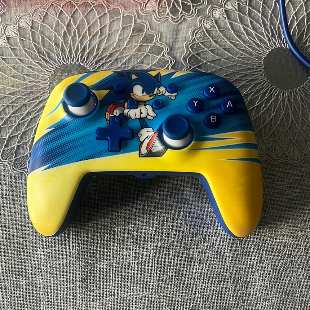 Sonic The Hedgehog Blue and Yellow Gaming Controller with headphones